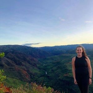 Meet your Posher, Jenny